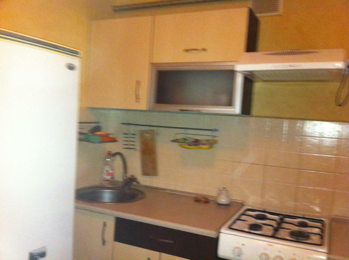 Apartments on Nauky Avenue 39 Kharkiv Extérieur photo